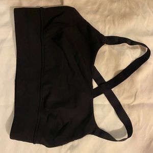 Lululemon sports bra size 6